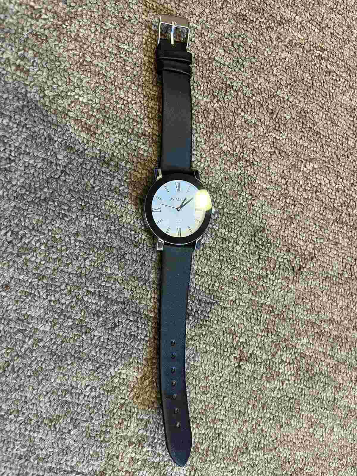 Mens Classic Style Wristwatch, Ships from the U.S.