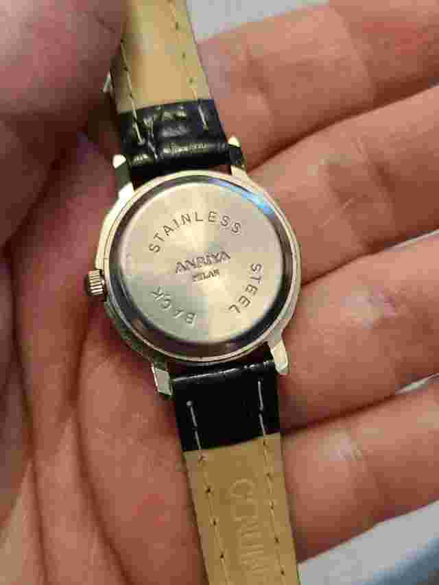 Anriya Milan Quartz Watch Silver Tone Case with Black Leather Band SS Back EUC