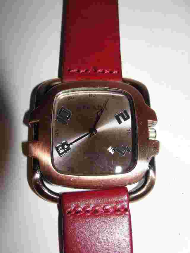STRADA  QUARTZ JAPAN WRIST WATCH  - LEATHER TYPE BAND