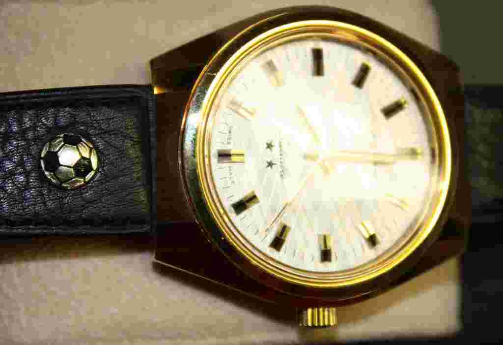 CAMY MENS SWISS MECHANICAL GT WATCH NEW VINTAGE SOCCER