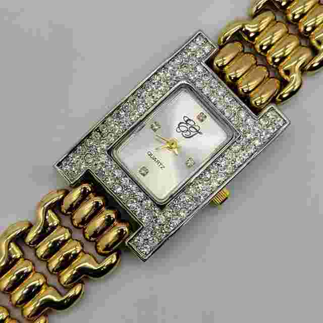 Elizabeth Taylor Women Watch 22mm Clear Rhinestone Bezel Gold Tone New Battery