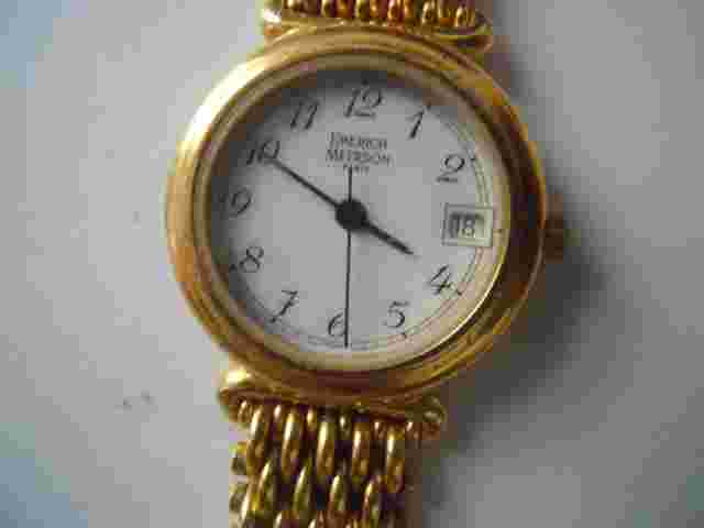 Vtg Emerich Meerson women's, mechanical & hand winding Analog dress used watch.
