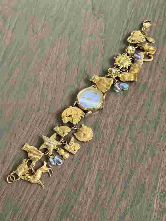 Vintage Kirks Folly Moon Phase Raining Cats &  Dogs Charm Bracelet Watch