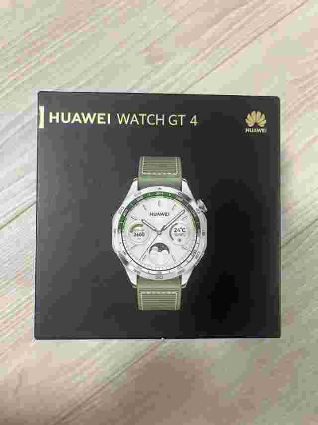 Huawei Watch GT 4 Smartwatch GPS Green Strap Stylish Design New