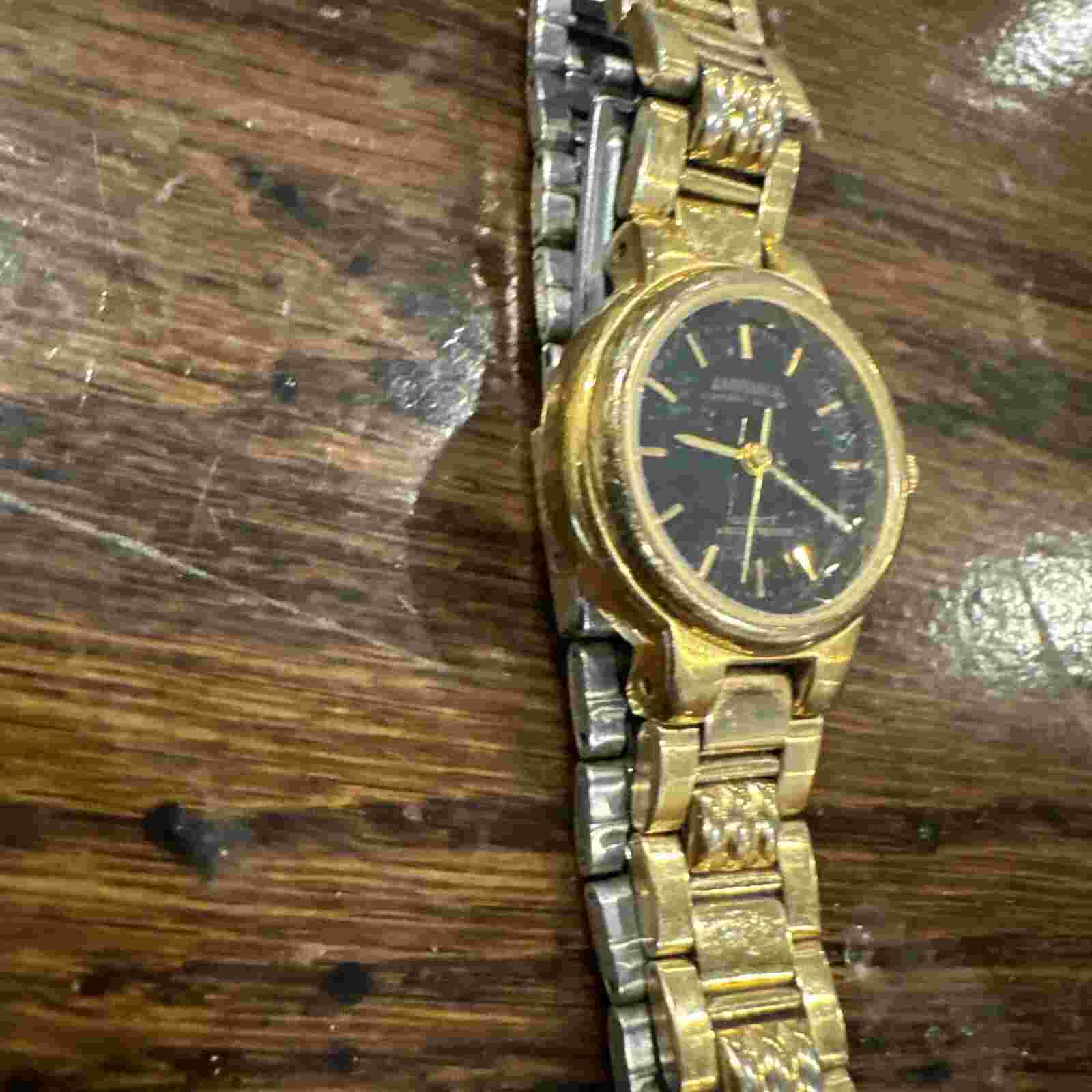 Vtg Womans Perry Ellis America White Dial Quartz Gold Two Tone