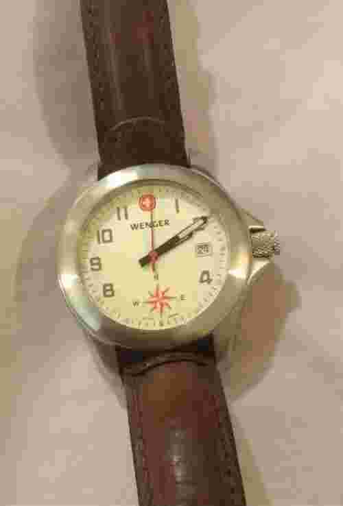 RARE Vintage Wenger Swiss Army 7203X Mens Compass Wrist Watch