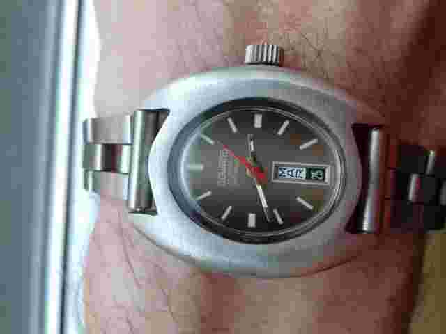 Duward DOUBLE CALENDAR HAND-WINDING 16005 Vintage Collection NOS Watch Swiss Watch