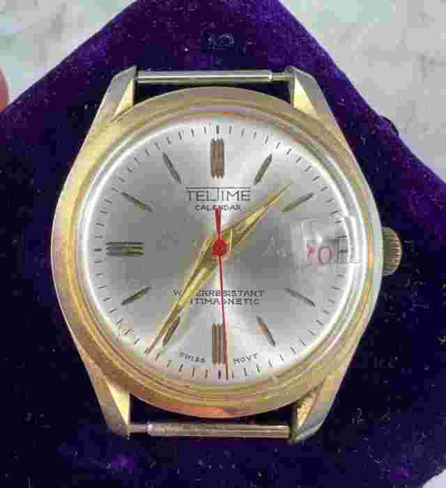 Vintage TelTime Calendar Swiss Automatic Mens Wristwatch Watch Running