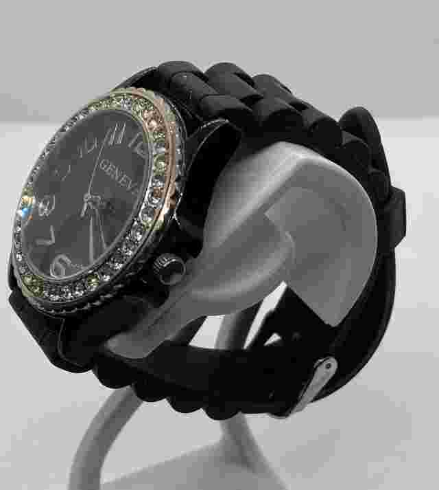 GENEVA Platinum Ladies WATCH New Battery Large Numbers Black Iced Dial WResist
