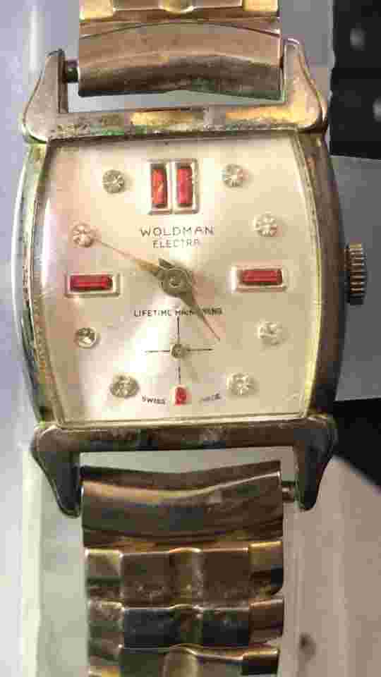 Woldman 26mm Manual Wind Gold Tone Swiss Made Ladies Watch, Run**(Lot2433)