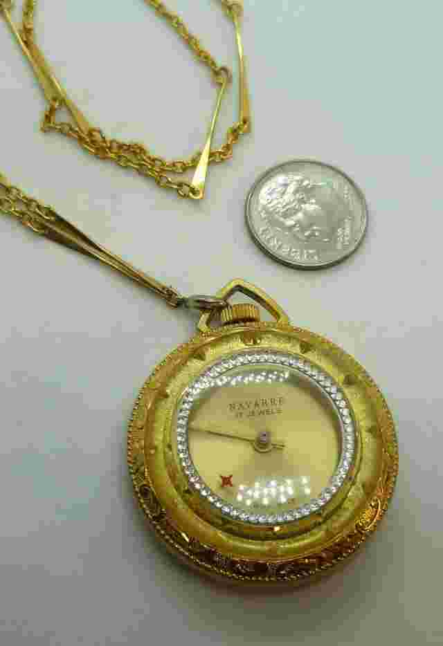 Vintage Swiss Made Navarre 17 Jewels Mechanical Wind Up Necklace Pendant Watch