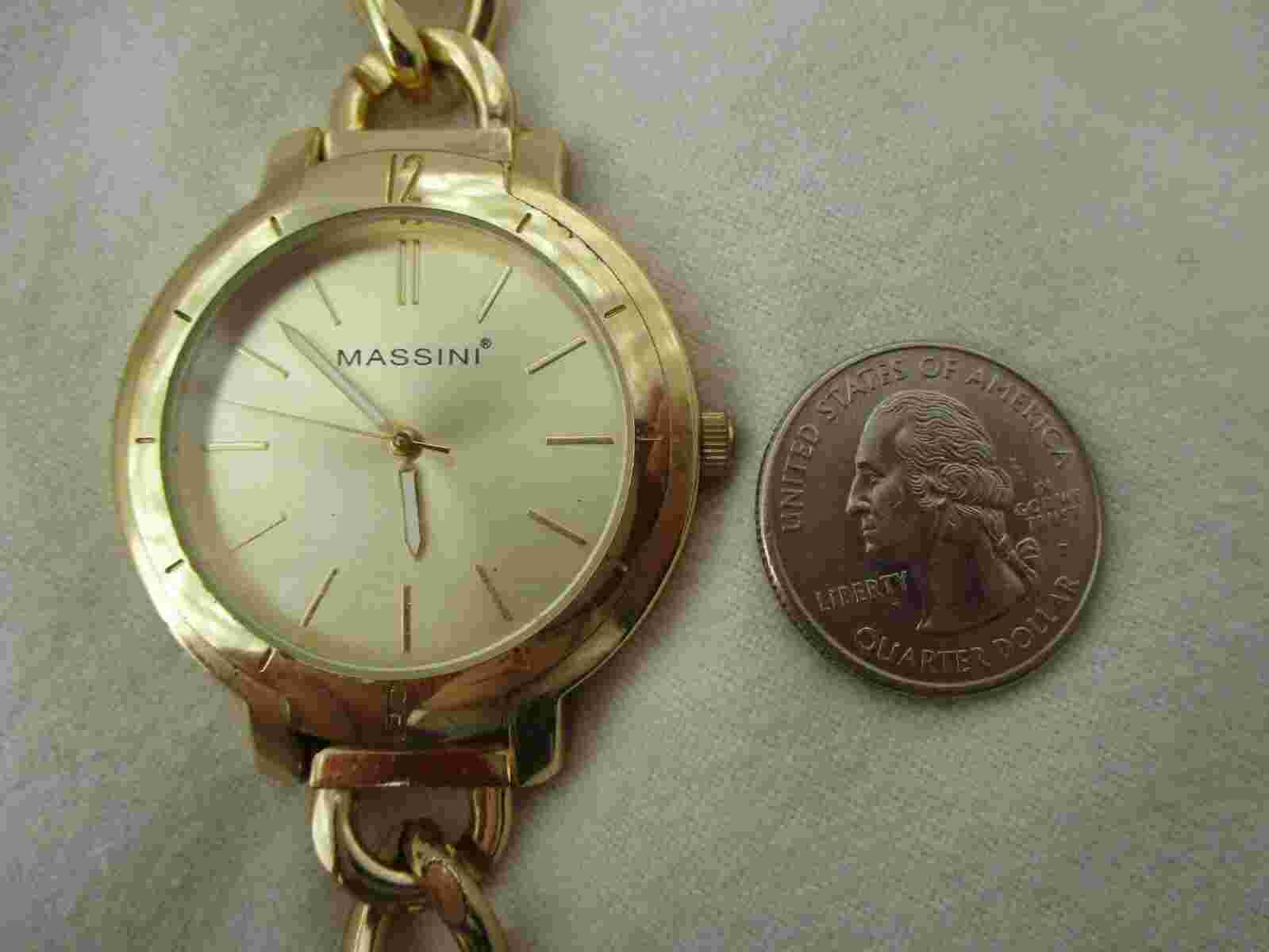 Massini Analog Wristwatch