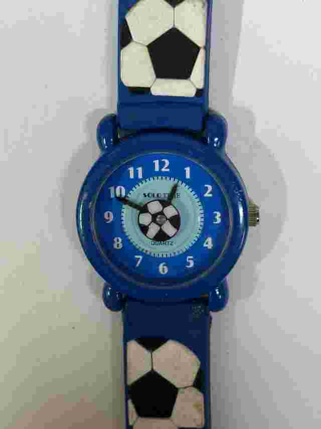 Solo Time Blue Soccer Sports Rubber Band Kids Watch Quartz Wristwatch FOR REPAIR