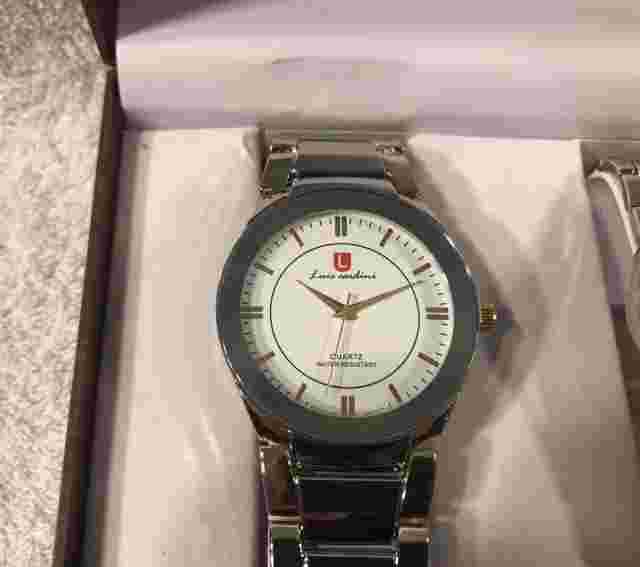 $249.99 Luis Cardini His & Her Metal Link Stylish Set of Watches NIB 80% OFF #17