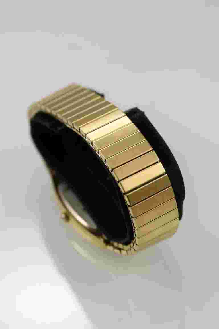 Brut Watch Men Stainless Steel Gold Stretch Battery Water Resistant Date Quartz