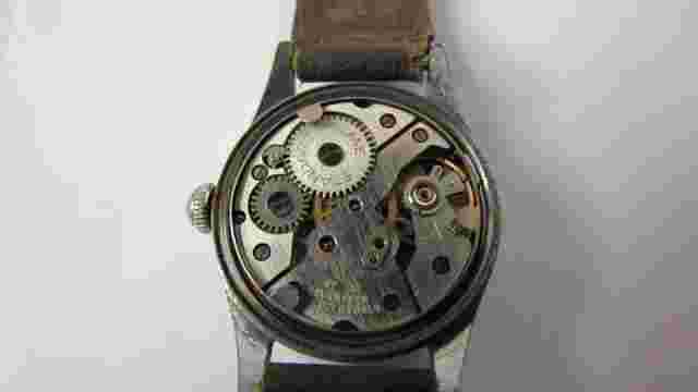 VINTAGE VANTAGE STANDARD TIME ST. 92 - 17'J MANUAL WIND WRISTWATCH RUNS