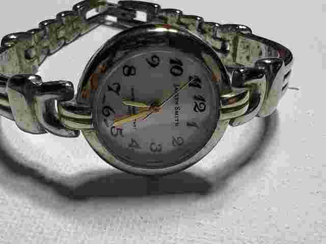 Vintage Wrist Watch gold Silver Tone 80s Mother of pearl Fancy Jaclyn Smith