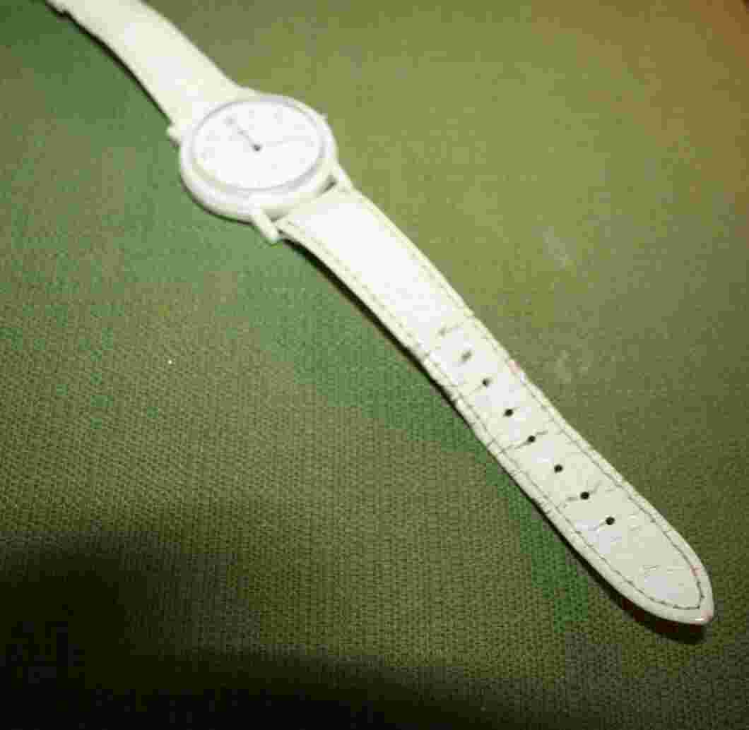 Prätina, women's wristwatch, quartz, leather strap, Ø approx. 3.5 cm, white,