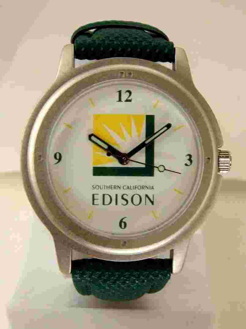 COLLECTIBLE  EDISON MEN'S WATCH  ANALOG EDISON DIAL AND GREEN BAND
