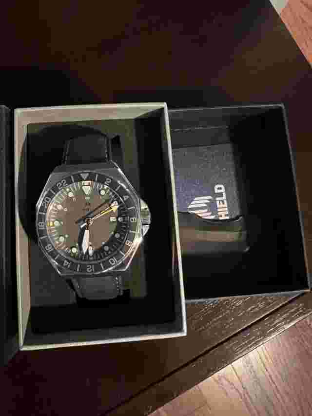Shield Marco Leather-Band Watch w/Date - Grey