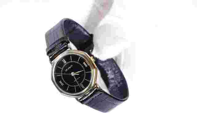ARDATH "GENEVE" Watch 🇪🇬 Assembled in Egypt Gold Case , Gloss Black Band
