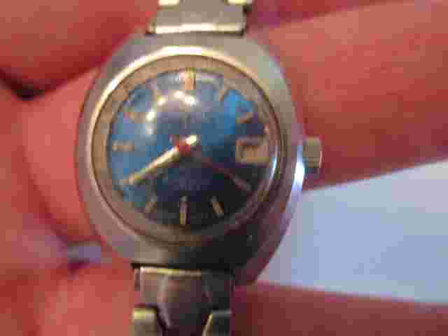 LE GANT QS AUTOMATIC WATCH - SELF WINDING - BLUE FACE - RUNS GREAT! - TUB BBK
