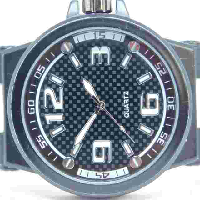 Accutime Watch Corp K4001 Black and White Tone Quartz Men's Watch New Battery