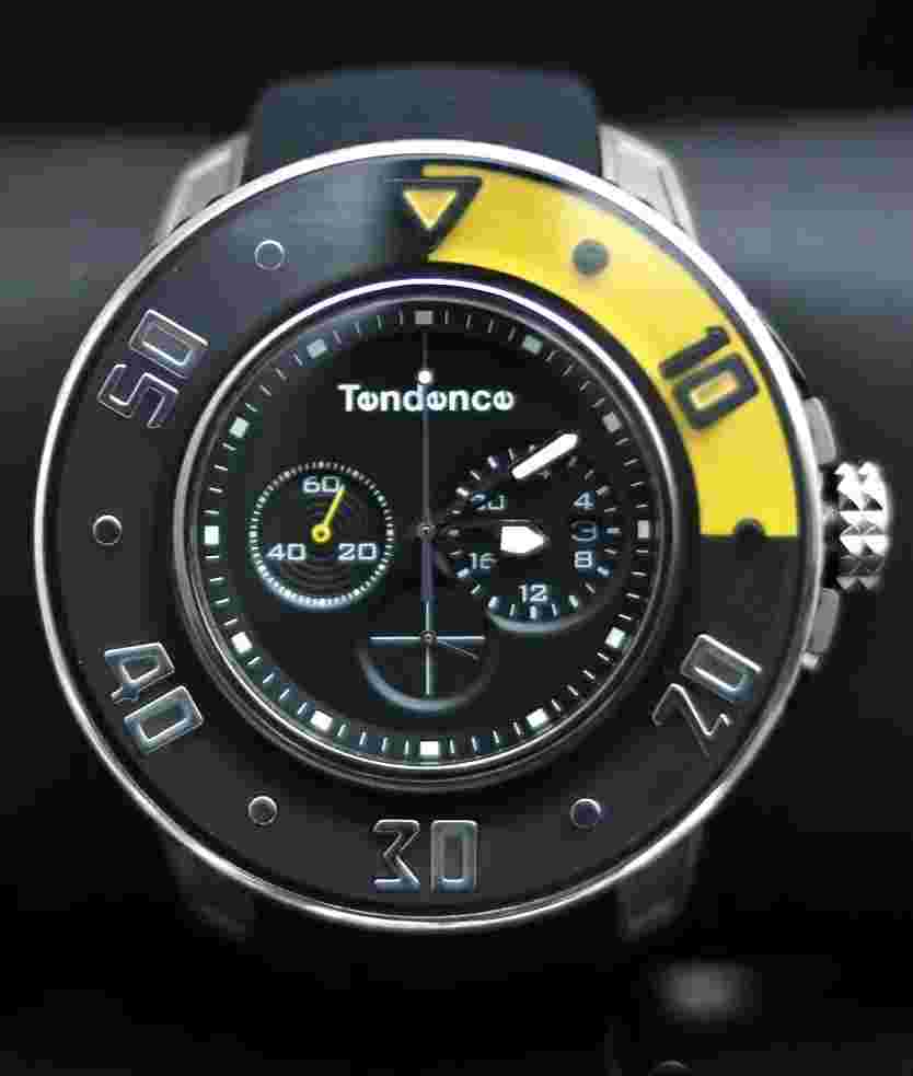 Tendence G-52 Watch with Black Dial Display and Black Plastic Strap 2106001