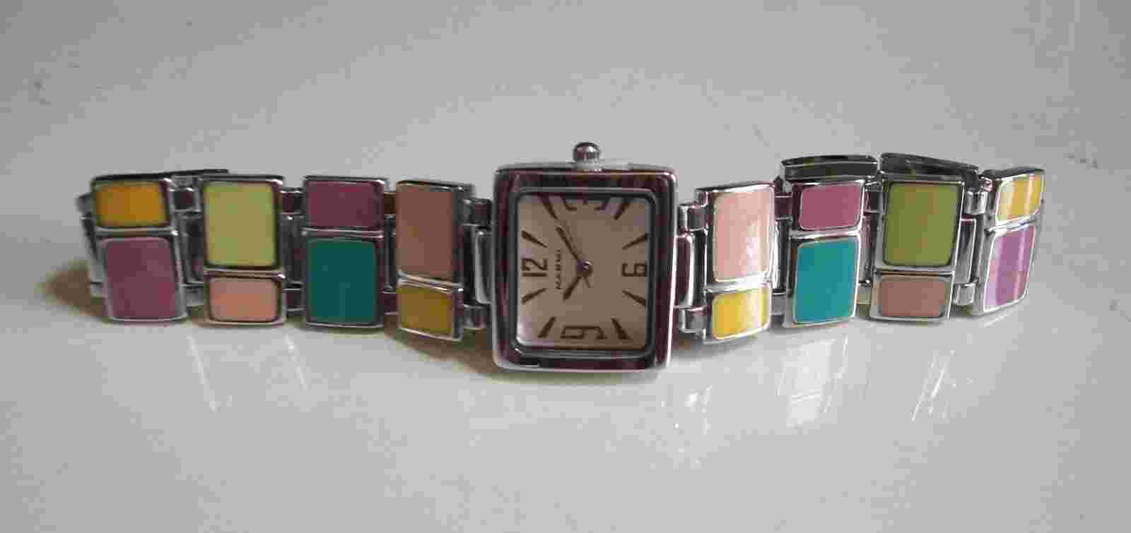 WOMEN'S COOL MULTICOLORED  SILVER FINISH FASHION DRESSY CASUAL WATCH