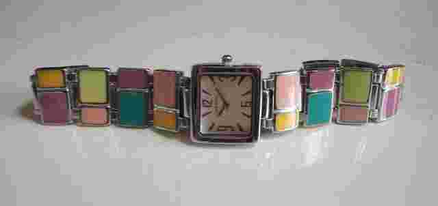 WOMEN'S COOL MULTICOLORED  SILVER FINISH FASHION DRESSY CASUAL WATCH