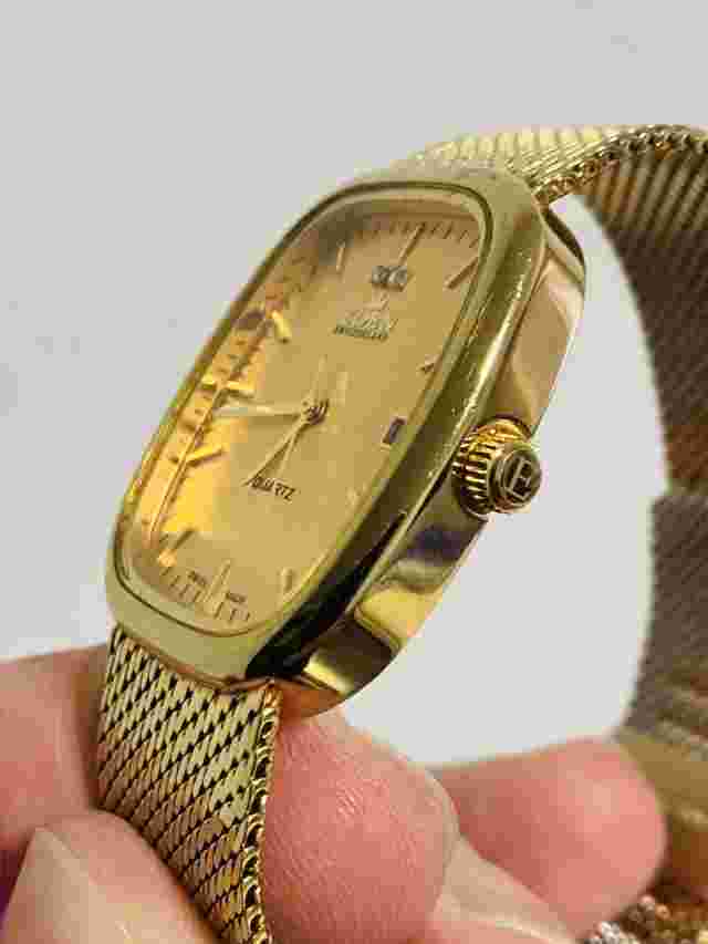 Eden Switzerland Gold Plated Quartz Date Vintage Watch Size 30mm