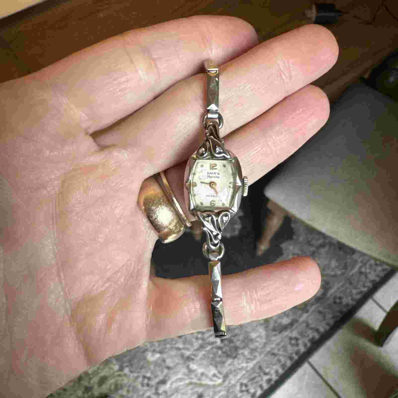 Vintage 10k Gold Filled Barr’s Supreme Incabloc Watch