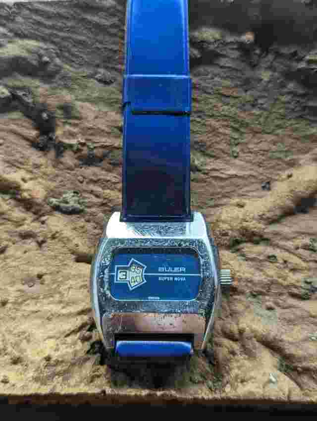 BULER SUPER NOVA - WATCH DISK JUMP HOUR - 31MM VERY RARE-ORIGINAL BAND !! WORKS!