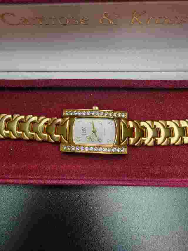 Camrose & Kross Jacqueline Kennedy JBK Quartz Gold Chain Bracelet Watch