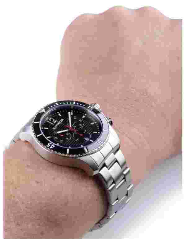 Wenger Seaforce Divers Chronograph Swiss Made Men's Watch Black Dial 01.0643.109