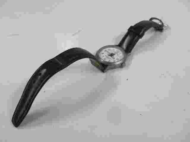 Field & Stream Watch Stainless Water Resistant 50M Quartz F061LW