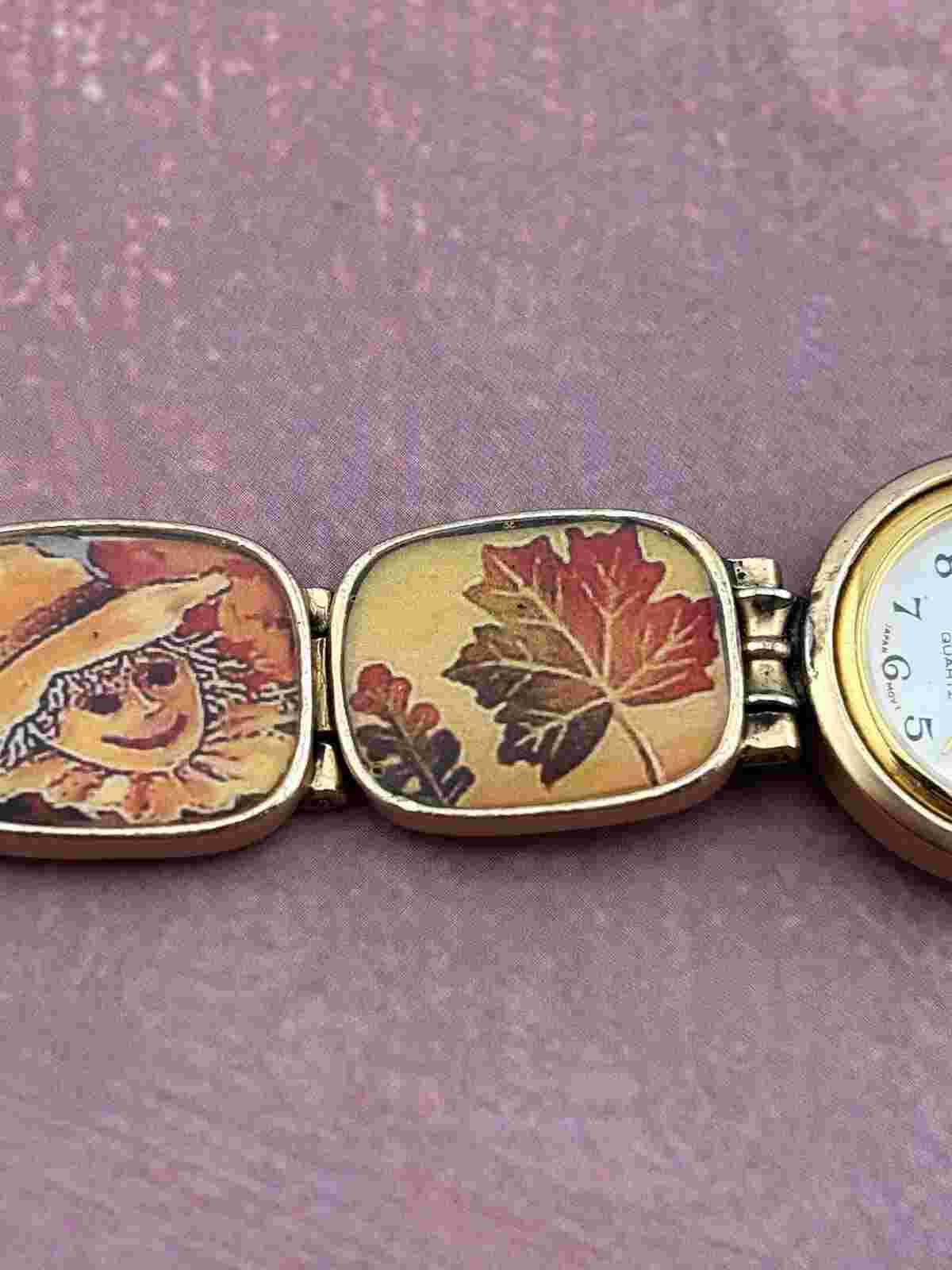 Estate Jennie B Watch Fall Autumn Leaves Scarecrow Pumpkins New Battery ~7" CUTE