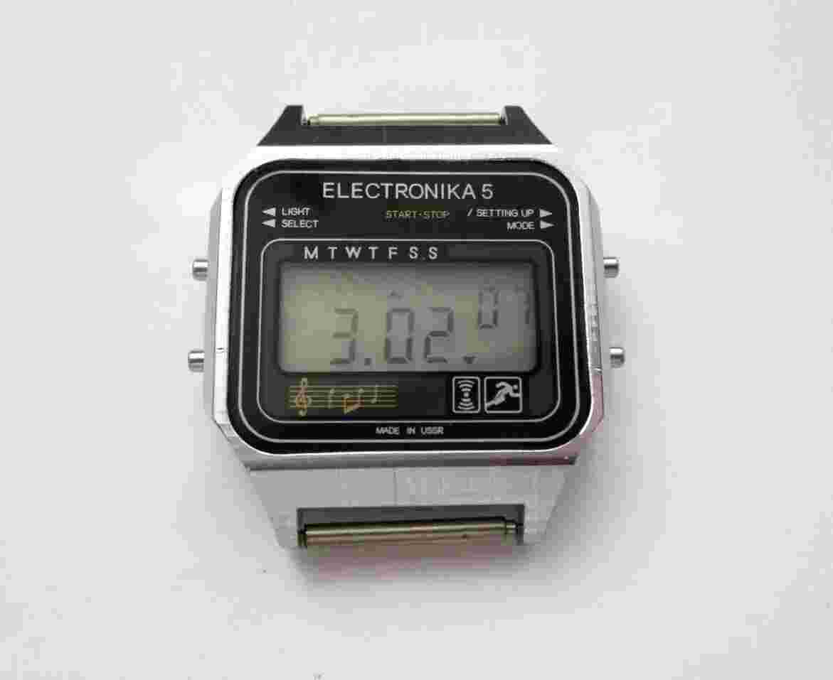 Export Electronics 5 Signal Melody LCD Digital Vintage Quartz Soviet Men's Watch