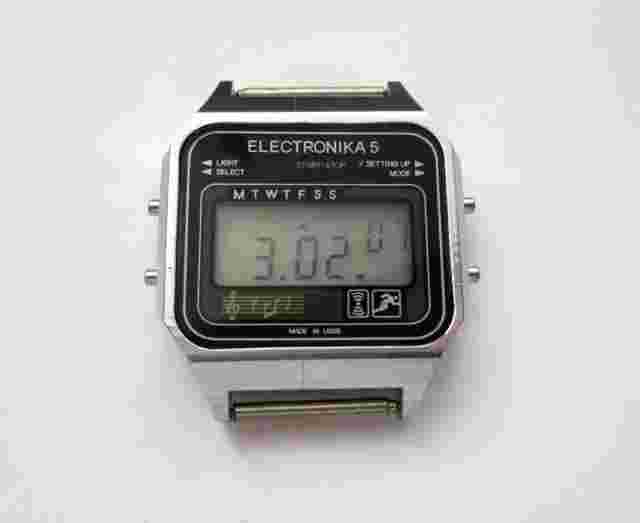 Export Electronics 5 Signal Melody LCD Digital Vintage Quartz Soviet Men's Watch