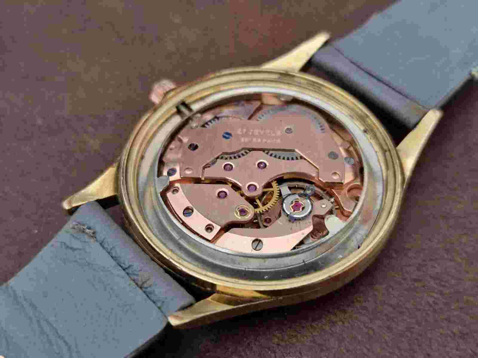 CHALET Swiss Mechanical Watch Vintage 21 Jewels COLLECTABLE