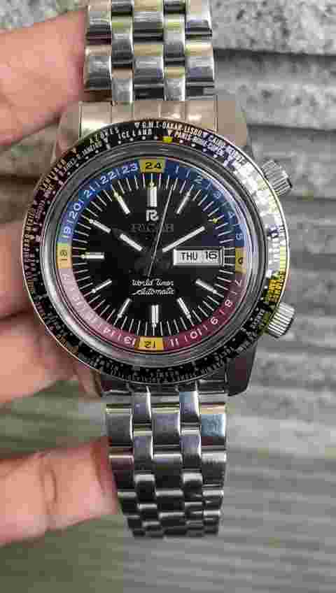 RARE Ricoh World timer Automatic Black Dial Vintage Men's Watch Worldtimer Diver