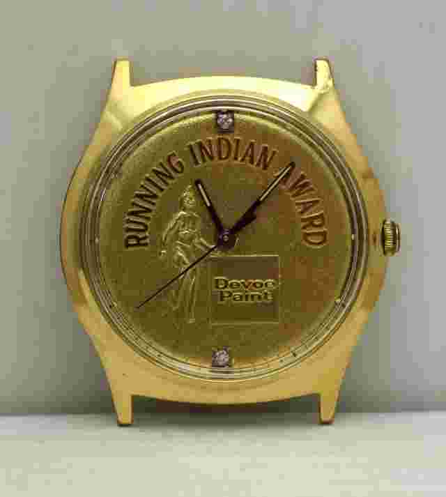 DEVOE PAINT ~ Running Indian Award Watch by Josten's ~ NEW BATTERY RARE EUC