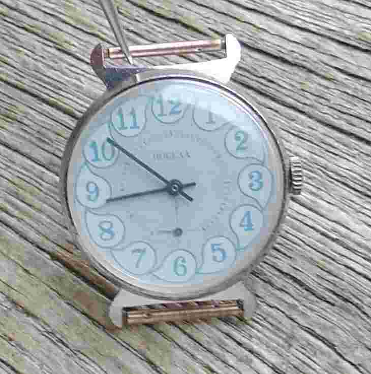 RARE SOVIET RUSSIAN POBEDA (ZIM) 2602 MENS WATCH  SERVICED