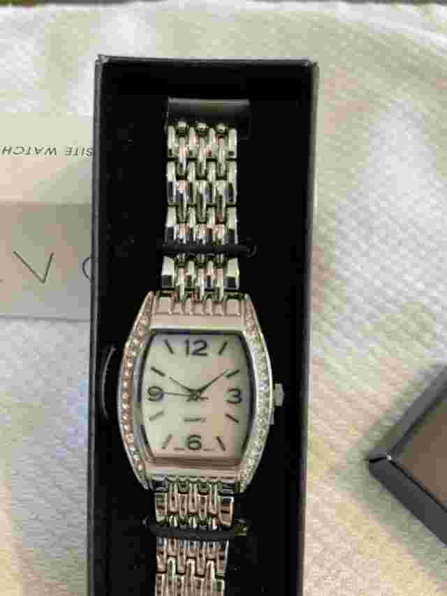 Avon Exquisite Watch