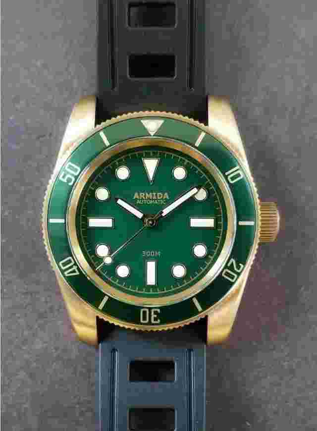 Armida A8 vintage brass dive watch green no date   Shipped from USA