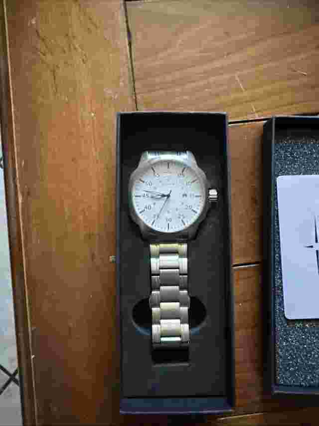 Elevon Hughes Watch Stainless Steel Authentic W/ Date Luminous 5atm 45mm Case