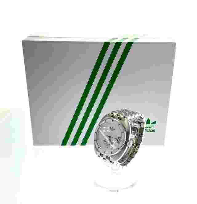 Stan Smith Watch White Quartz Analog Stainless Steel Mens 10ATM Adidas Used