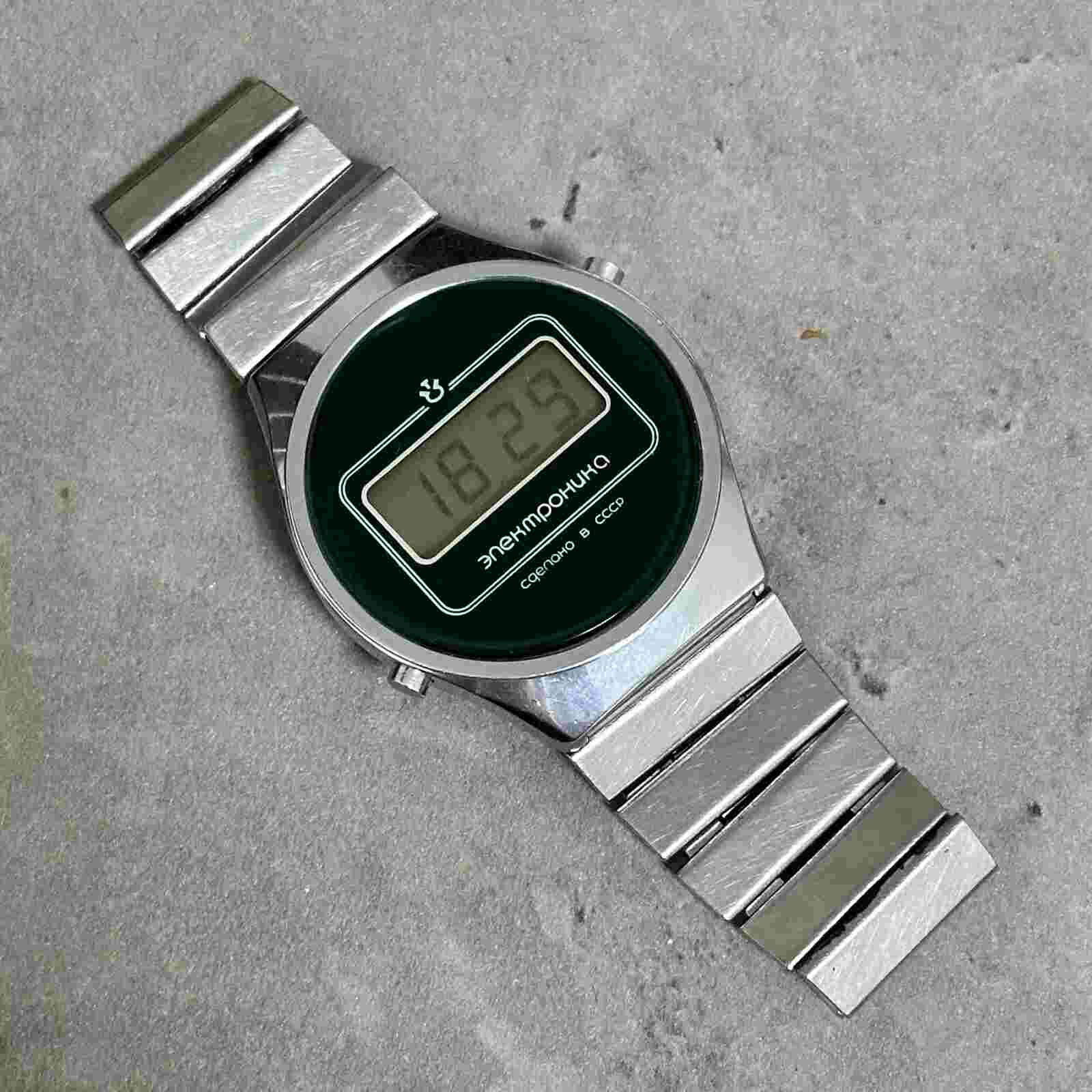 Elektronika. Vintage Digital Watch. Fully Working