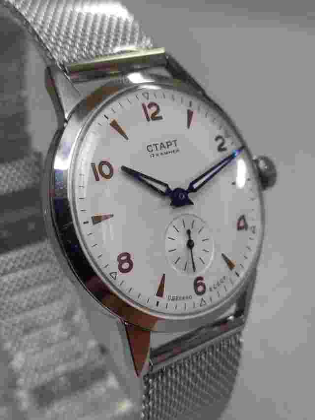 Vintage wrist watch "Start" 2th ChZ Soviet mechanical wrist watch