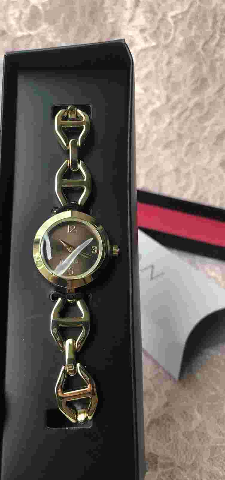Avon Linked Watch Gold Tone Bracelet 7 3/4" L With 24 Mm Diam Case Brown Face